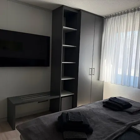 Neckartal - Premium Serviced Mit Je 1 Oder 2 Doppelzimmern - Highspeed-wlan, 55