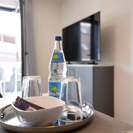 Neckartal - Premium Serviced Mit Je 1 Oder 2 Doppelzimmern - Highspeed-wlan, 55
